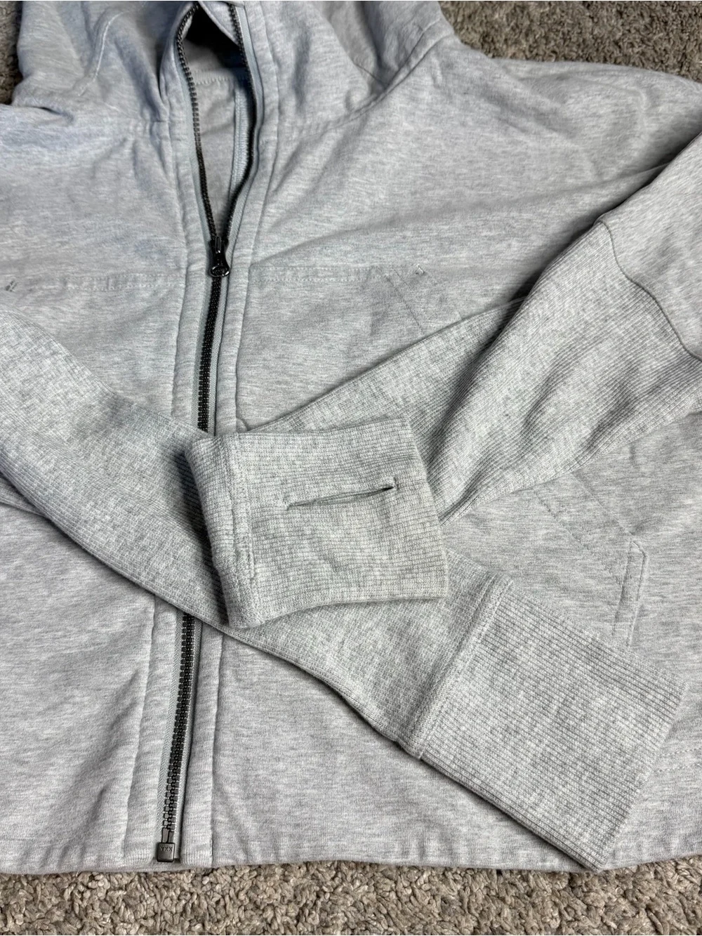 Lululemon Seva Jacket 8 Medium Heathered Gray full zip cropped athleisure pocket